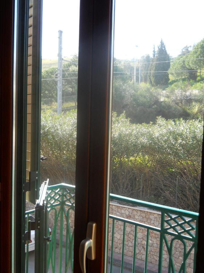 Antico Palazzo Bed & Breakfast Giardini Naxos Exterior photo